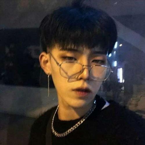 韩城吃瓜男抖音网红,抖音网红的爆笑日常